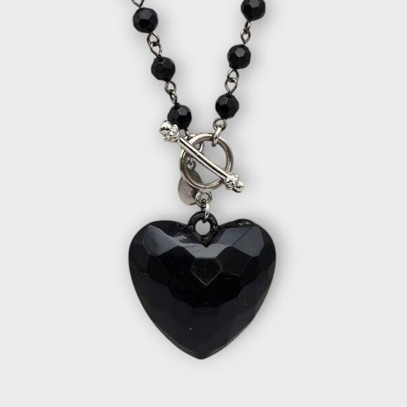 Black Faceted Heart Pendant Convertible Beaded Necklace - Picture 2 of 7
